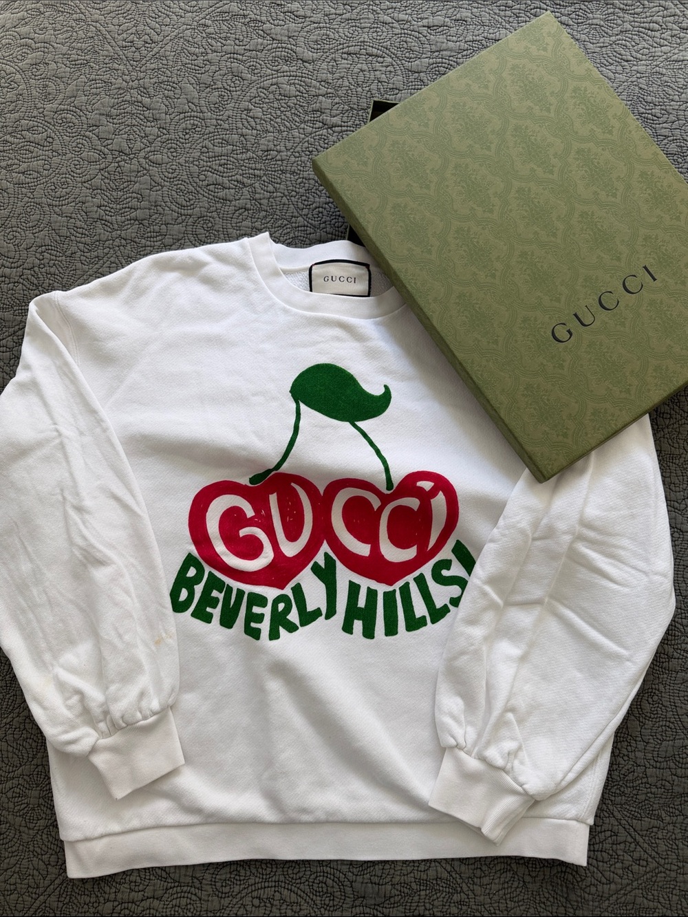 Gucci Cream Sweatshirt with Red Cherry Graphic & Green Beverly Hills Text Size L